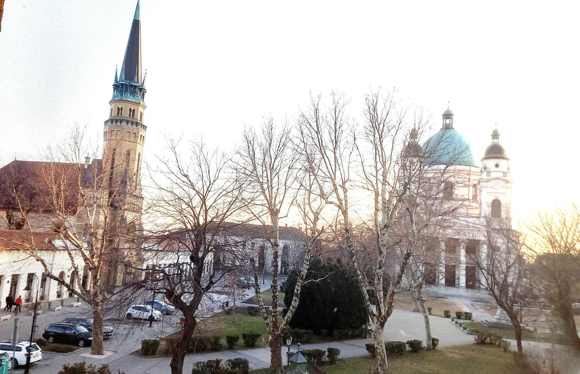 Panorama Apartman Cegléd Eksteriør bilde